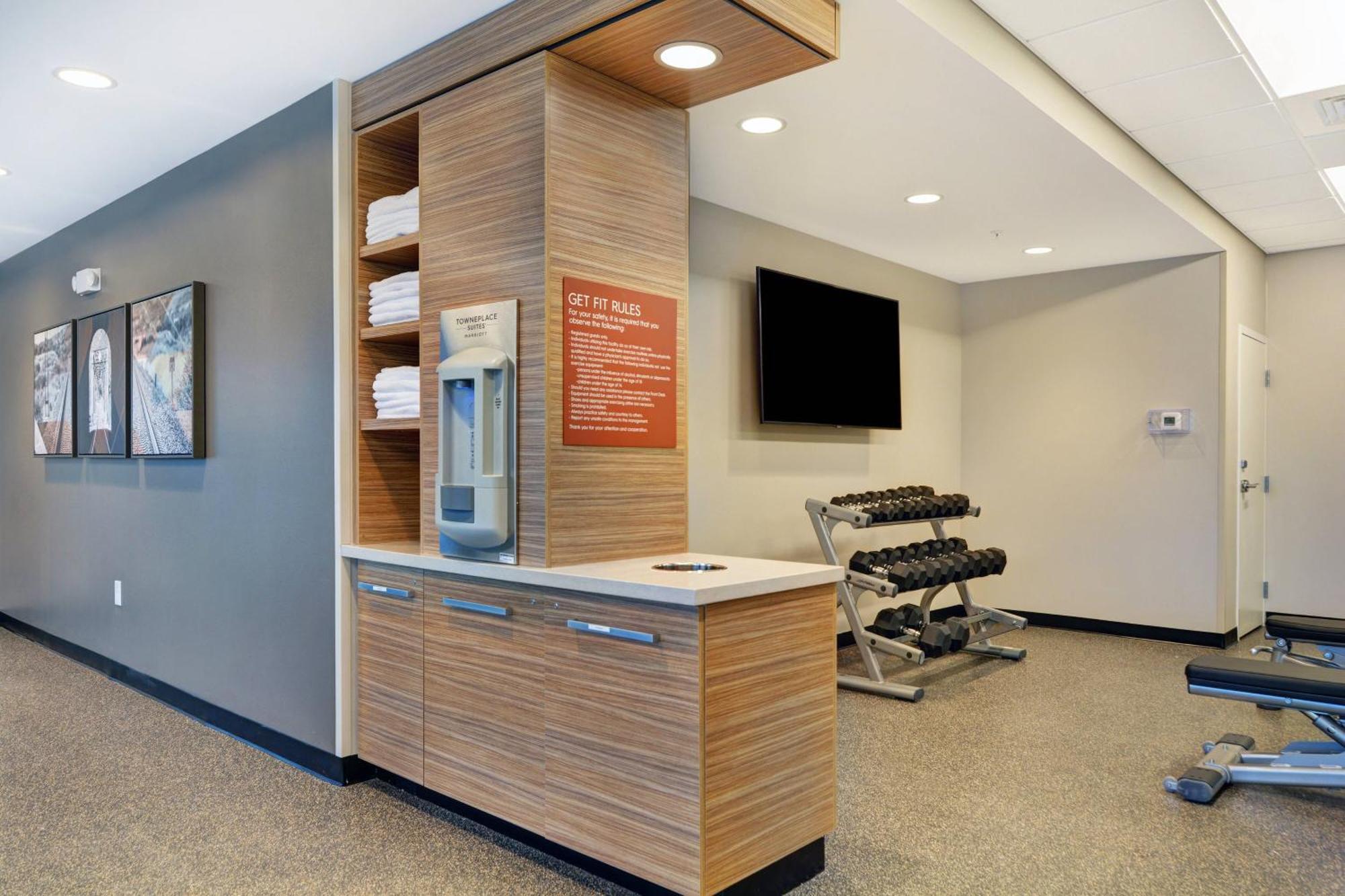Towneplace Suites By Marriott Jackson Airport/Флоууд Екстериор снимка