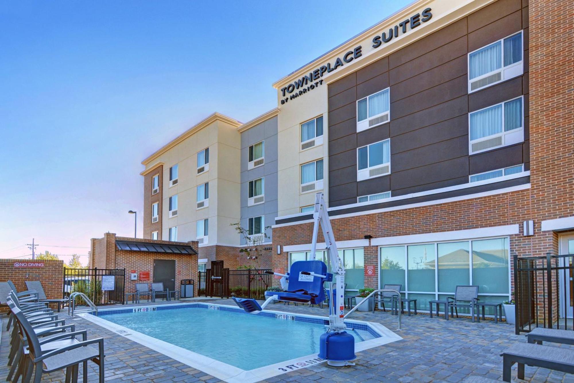 Towneplace Suites By Marriott Jackson Airport/Флоууд Екстериор снимка